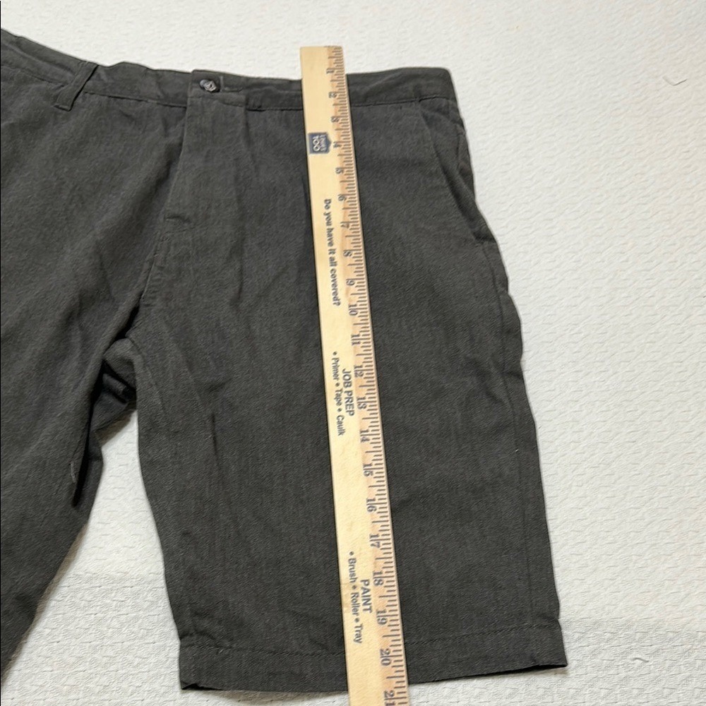 Volcom Gray Flat Front‎ Shorts - Picture 5 of 7